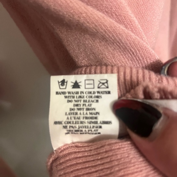 SALE! URBAN BEHAVIOUR V NECK SWEATER ๐ฅ๐ฅ๐ฅ - Picture 3 of 9